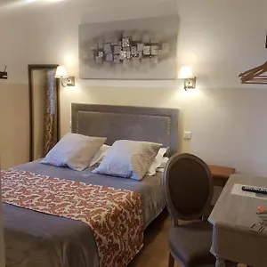 De La Crémaillère Hotel